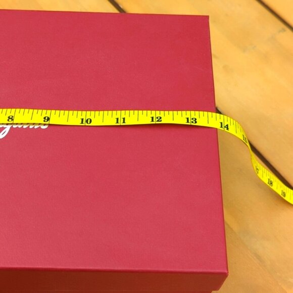 Salvatore Ferragamo Red Gift Shoe Box - Excellent Condition - Picture 4 of 5